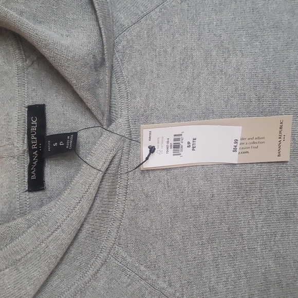 Banana Republic grey hoodie sweater - Picture 2 of 4